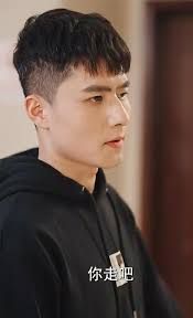 跑腿，竟是隱藏大佬(全集)